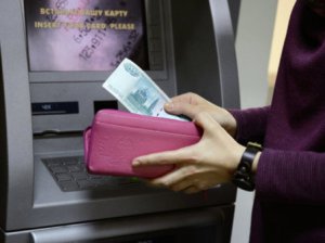 Госучреждениям Крыма запретили задерживать зарплату бюджетникам