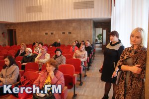 В Керчи официально работают около 200 иностранных граждан