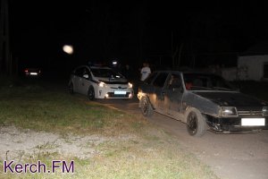В Керчи ночью сотрудники ГИБДД поймали пьяного водителя (видео)