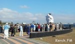 Новости » Общество: В Керчи прошел митинг в защиту памятника десантникам