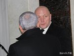 Новости » Экономика » Права человека » Общество: Журналистов Kerch.fm не хотели пускать на церемонию «Золотой грифон» (видео)