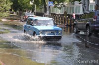 Новости » Коммуналка: В Керчи затопило центр города