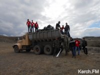 Новости » Экология: Во второй день экоакции с моря вывезли еще 8,5 тонн мусора