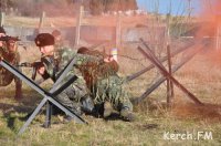 Новости » Общество: Керченские военные прошли психологическую полосу препятствий (фото)