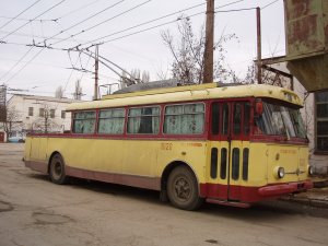 Новости » Экология: В Черном море затопят старые троллейбусы