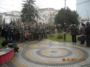 Новости » Общество: Керченские афганцы получат помощь от Совмина Крыма