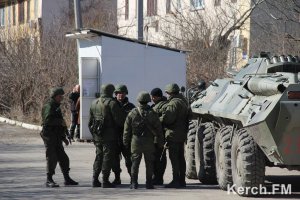 Новости » Общество: Морским пехотинцам Керчи предложили дать присягу Крыму