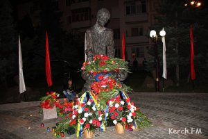 Новости » Общество: В Керчи почтят память погибших ликвидаторов аварии в Чернобыле