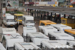 Новости » Общество: В поминальные дни в Керчи организуют дополнительные маршруты