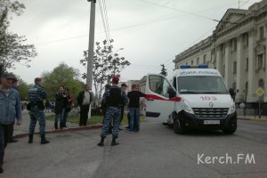 Новости » Криминал и ЧП: На набережной Керчи в День Победы устроили драку