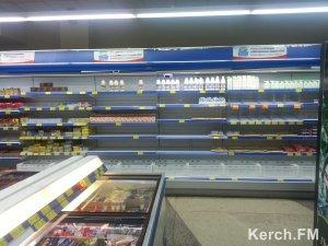 Новости » Общество: Украинским производителям молока разрешили ввозить продукцию в Крым