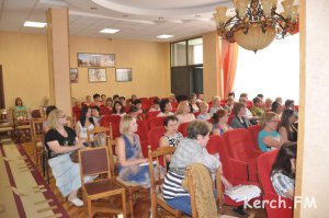 Новости » Общество: В Керчи прошел семинар по трудовому законодательству РФ