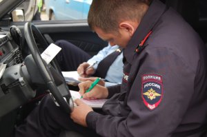 В Керчи полицейские проверяют  исполнение административного законодательства