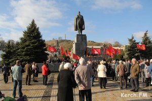 Новости » Общество: В Керчи коммунисты провели митинг