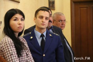 Новости » Общество: Прокуратура Керчи через суд заставила горсовет отвечать за прошлые решения
