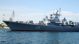 Американский эсминец и украинский фрегат провели учения в Черном море