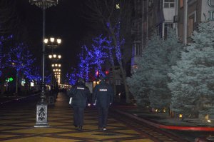Новости » Общество: За новогодние праздники полиция Керчи составила 65 админпротоколов