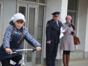 Новости » Общество: В Керчи прошел региональный конкурс среди школьников «Безопасное колесо»