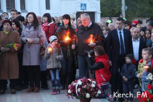 Новости » Общество: Керчане почтили память погибших на Чернобыльской АЭС