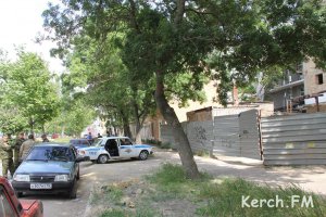 В Керчи  самооборона захватила здание на Борзенко