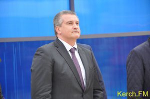 Аксенов занял 24-е место в рейтинге эффективности российских губернаторов