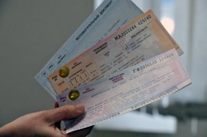 Новости » Общество: Ограничения движения по  дороге Симферополь-Феодосия не распространяются на автобусы по «единому» билету