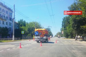 Новости » Общество: В Керчи начали наносить долгожданную дорожную разметку