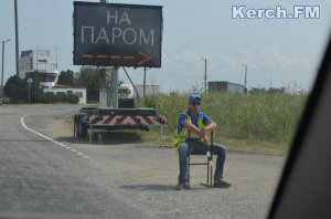 Новости » Общество: На Керченской переправе открылся новый накопитель