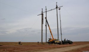 Передачу электроэнергии в Крым прекратили по одной линии