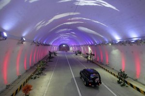 В Крыму заявили о начале строительства тоннеля через Керченский пролив