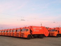 Новости » Общество: В Крым поступила партия мусороуборочной техники