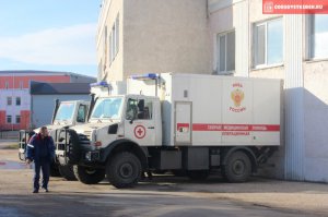 Новости » Общество: Керчане могут обратиться за медицинской помощью в мобильный госпиталь