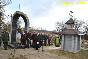 В Глазовке под Керчью установили Часовный столб