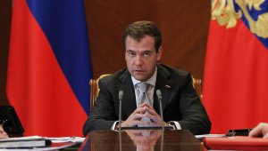 Новости » Общество: Медведев поручил Генпрокуратуре расследовать расходование в Крыму средств