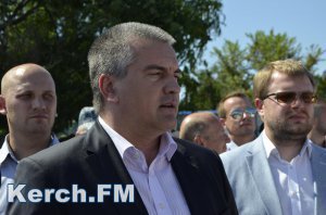 Новости » Общество: Аксенов пообещал увольнять глав муниципалитетов за невыполнение поручений
