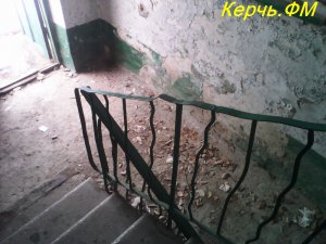 Жилой дом в Керчи нужно срочно ремонтировать