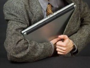 Новости » Криминал и ЧП: Под Керчью парень в ходе пьянки украл у знакомого ноутбук