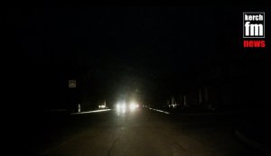 В Керчи ночью водители не видят пешеходов (видео)