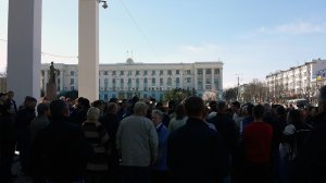 В Крыму прошел несанкционированный  митинг против непрофессиональных действий крымских властей