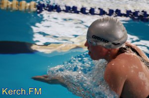 В Керчи прошли международные соревнования по плаванию