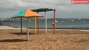 В Керчи на пляж «Утинка» завезли песок