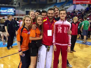 Новости » Спорт: Керчанин выиграл бронзу на первенстве Европы по тхэквондо