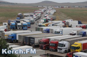 Новости » Общество: ГИБДД Керчи напоминает водителям правила перевозки грузов