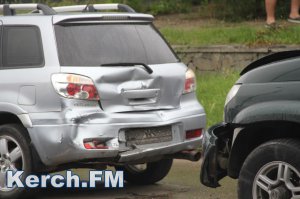 Новости » Общество: В Керчи столкнулись четыре автомобиля