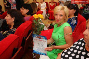 В Керчи соцработников поздравили с профессиональным праздником