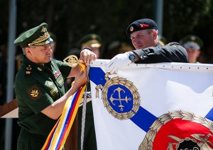 Новости » Общество: Министр обороны России проверяет военные объекты Крыма