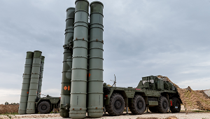 В Крым в августе завезут ракетные комплексы С-400