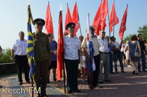 Новости » Общество: Ветераны Керчи почтили память воинов-десантников