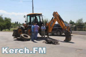 Новости » Общество: На ремонт керченского аварийного моста в Аршинцево выделили 55,7 миллионов