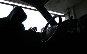 Новости » Криминал и ЧП: Ночью в Керчи угнали автомобиль